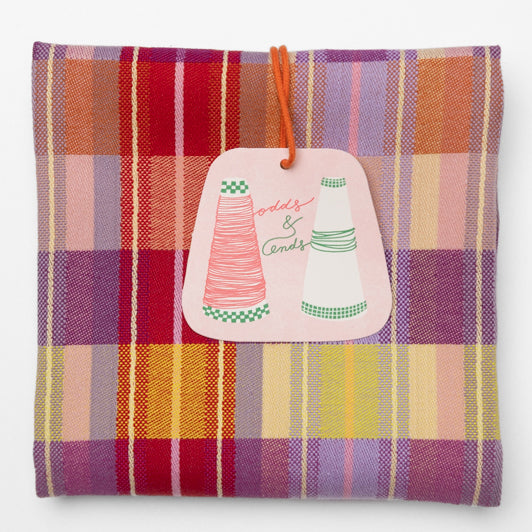 #60B basket tea towel