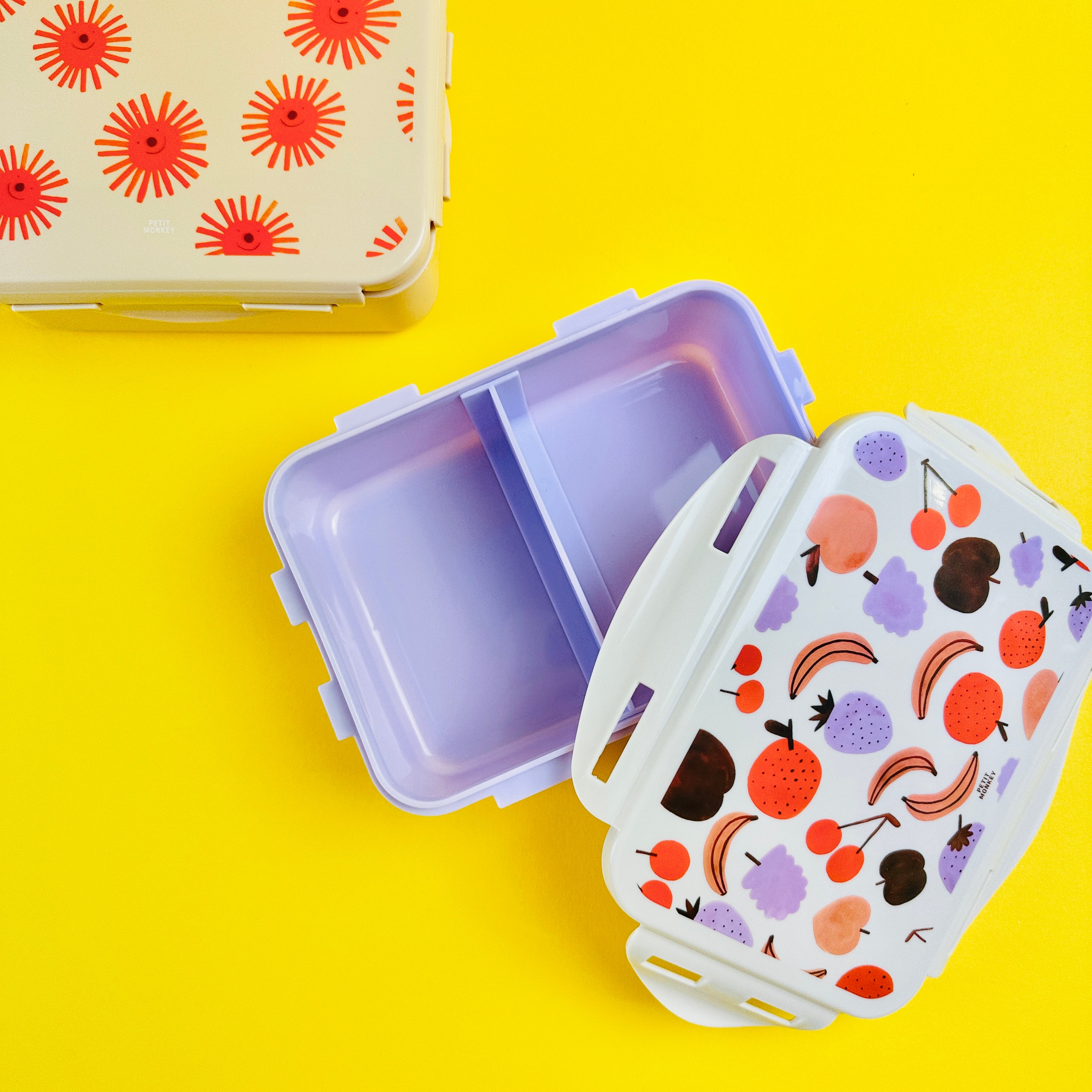 Lunchbox with divider