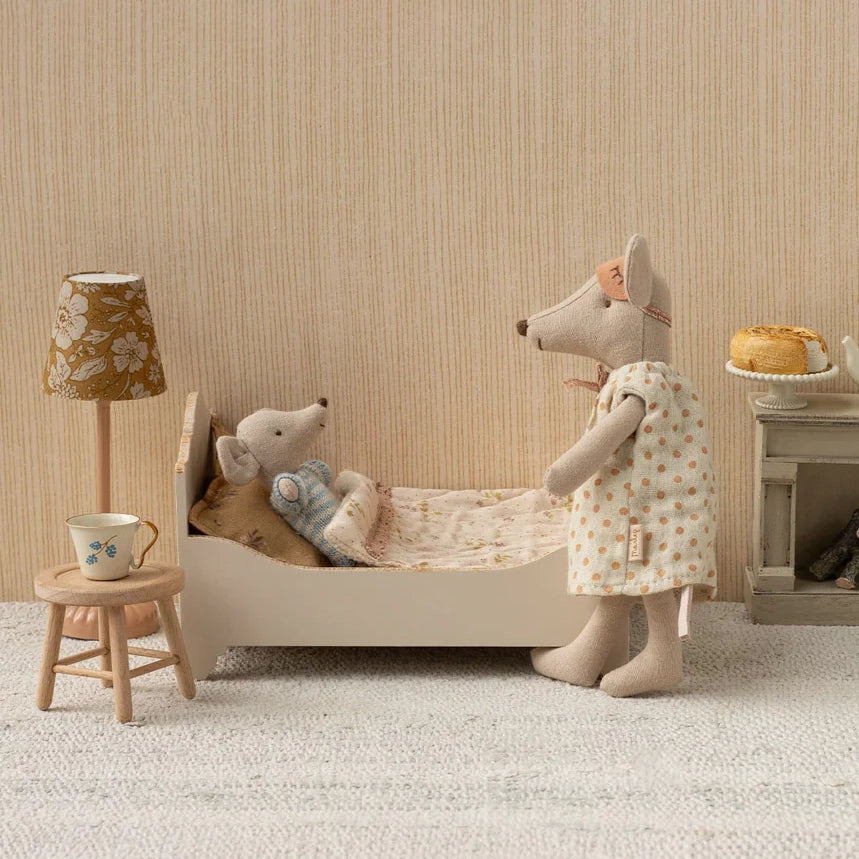 Bed, Mouse - Off white