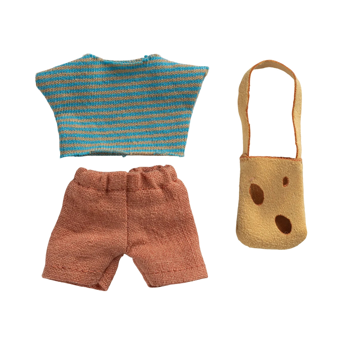 Clothes and bag, Little brother mouse
