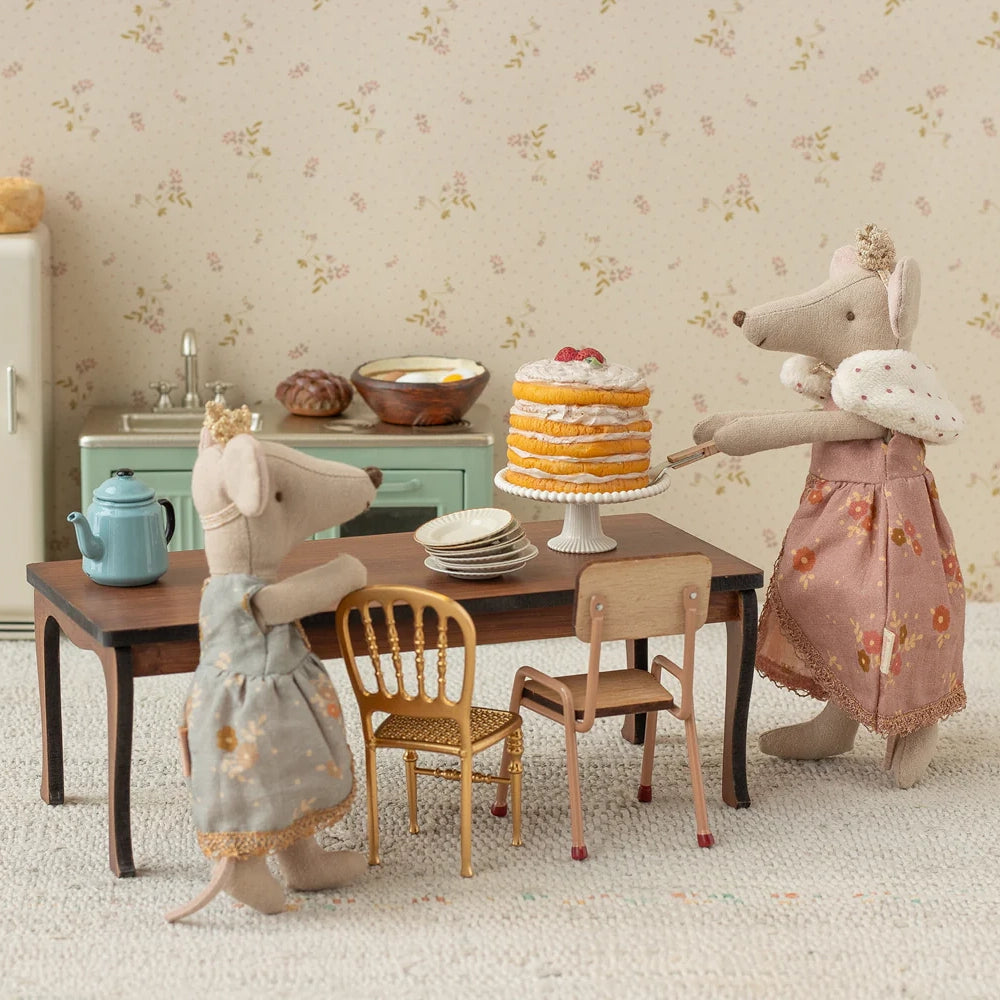 Party cake and cake stand, Mouse - Off white