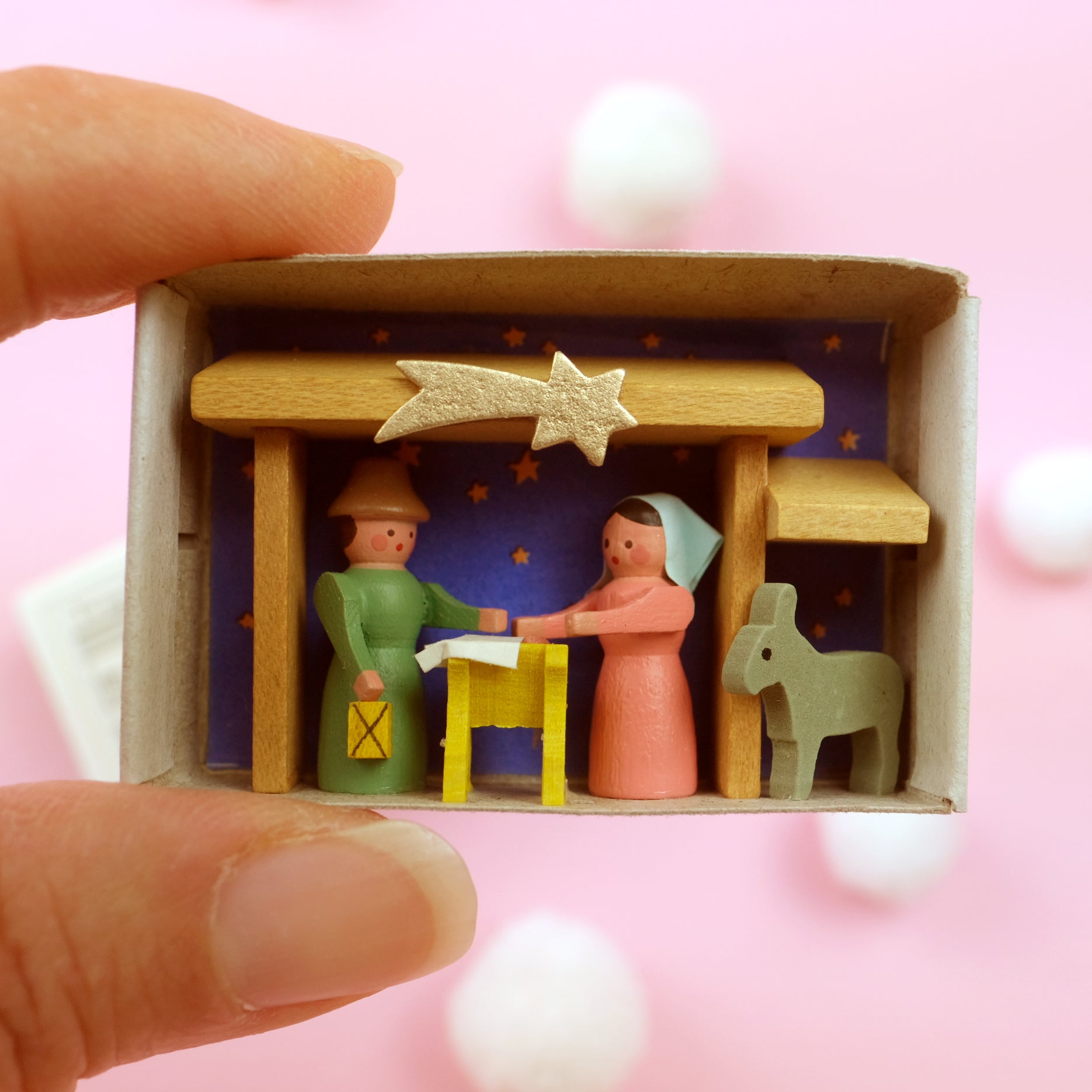 Mini Nativity scene in Matchbox