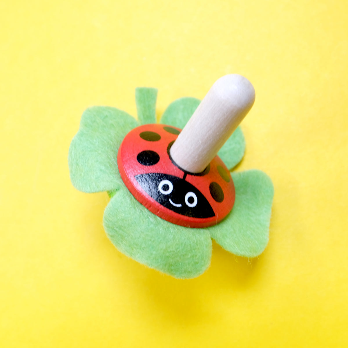 SPINNING TOP LADYBUG