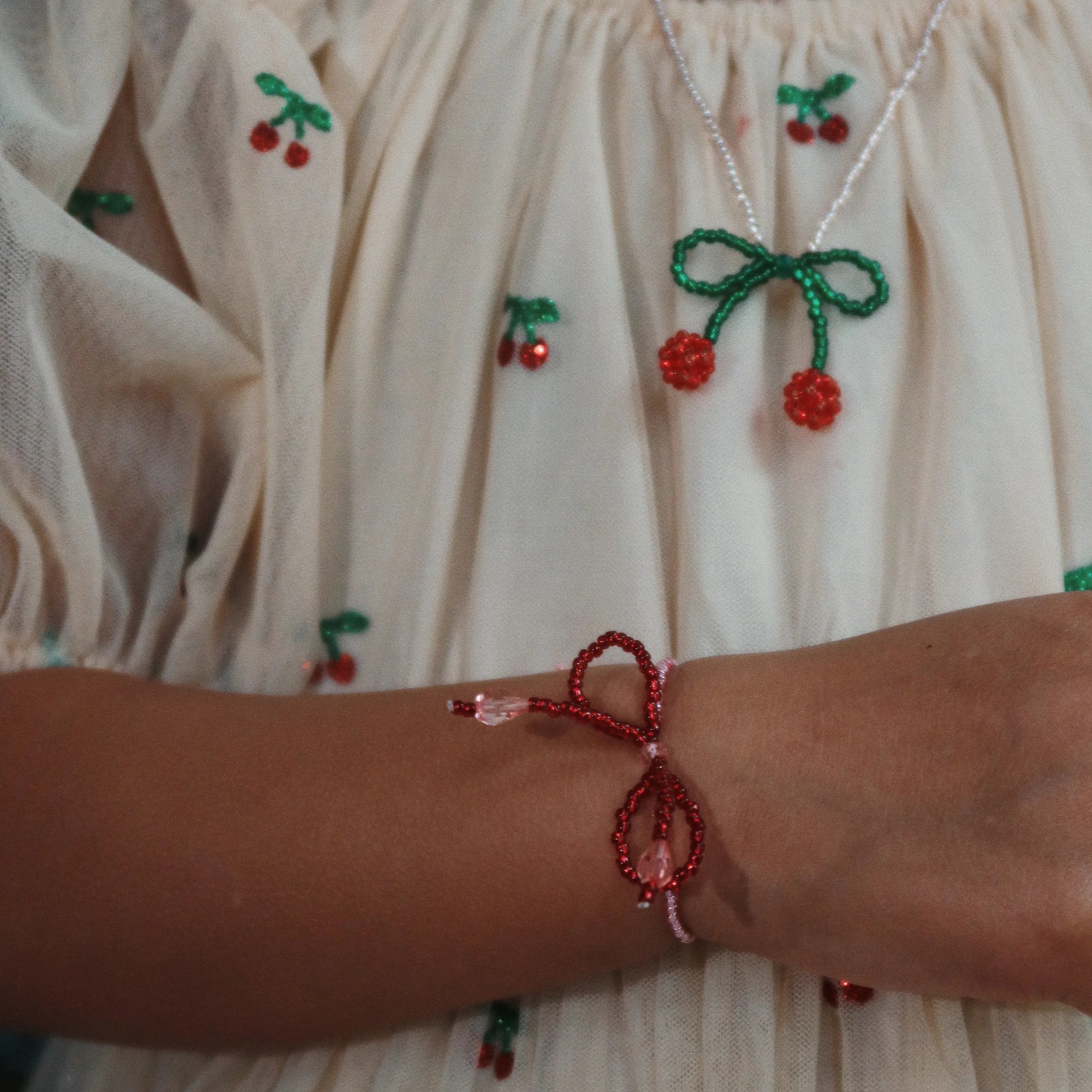 PEARLY NECKLACE & BRACELET SET - Cherry