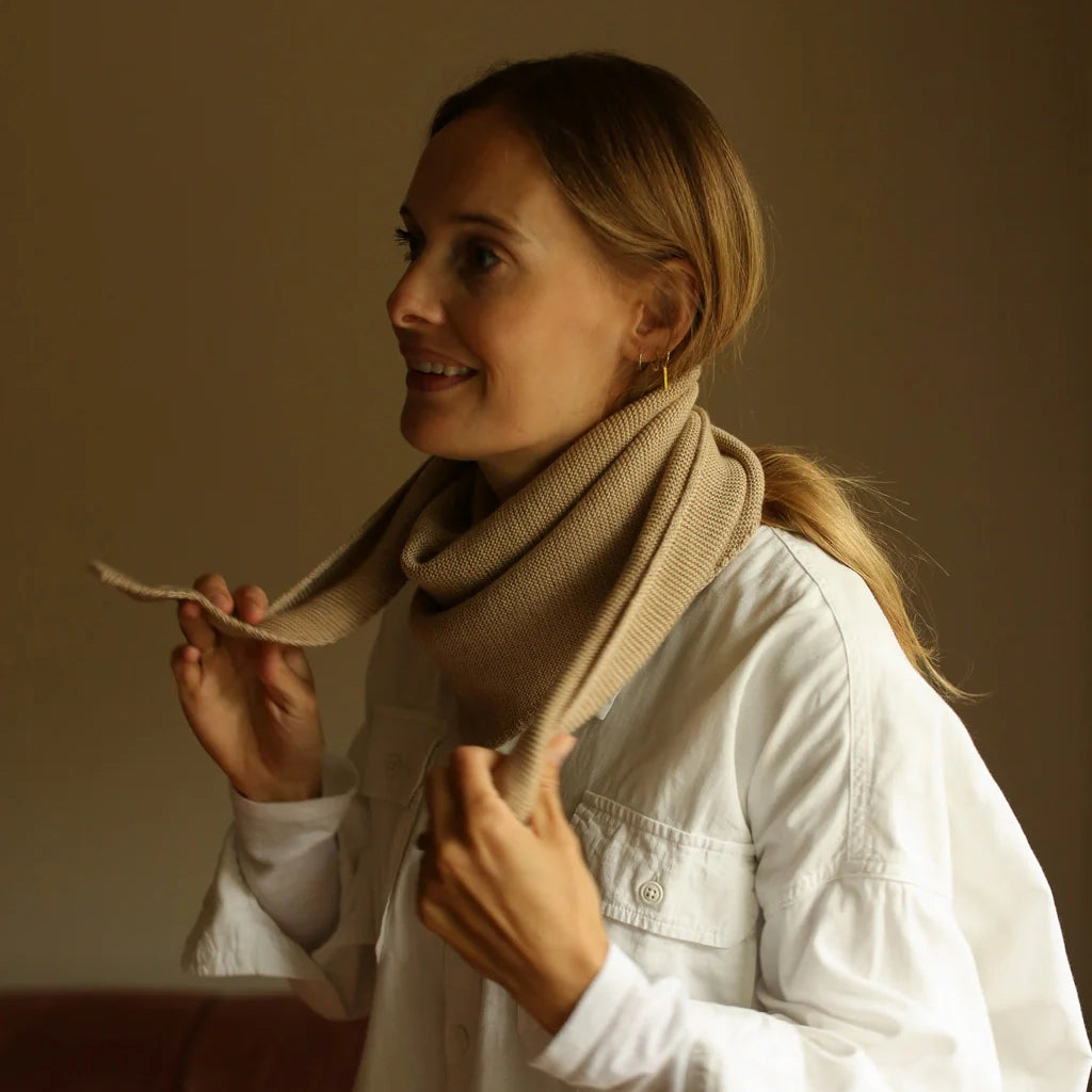 Josephina Triangle scarf - Sand