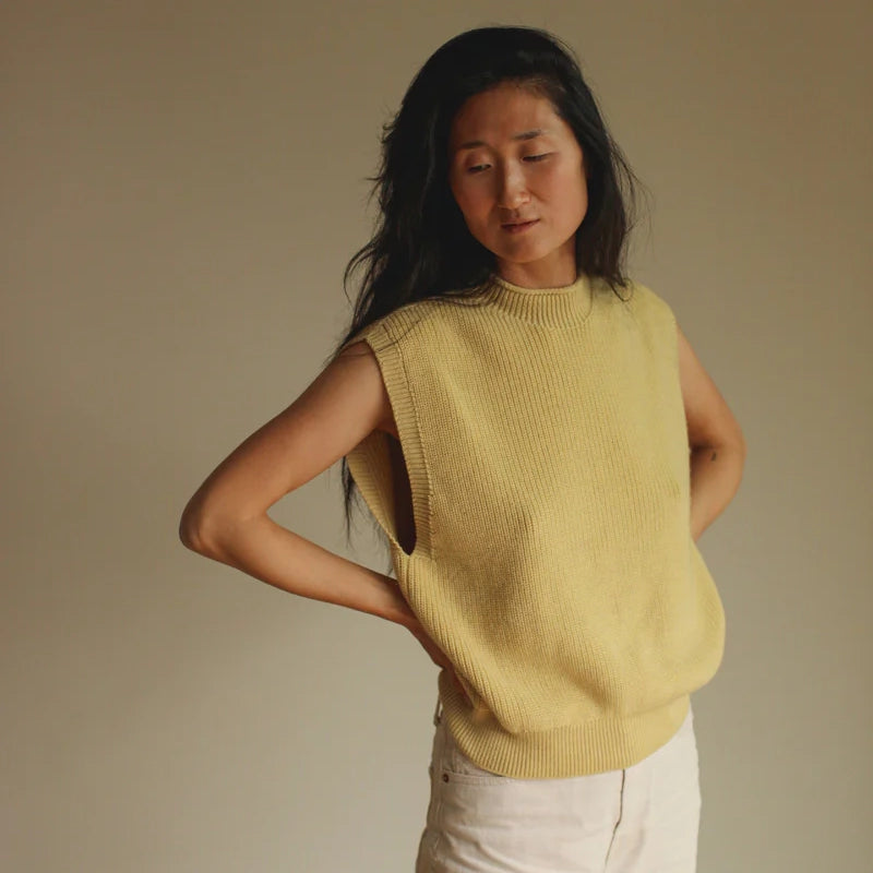 Fine italian Merino Vest - Light Yellow