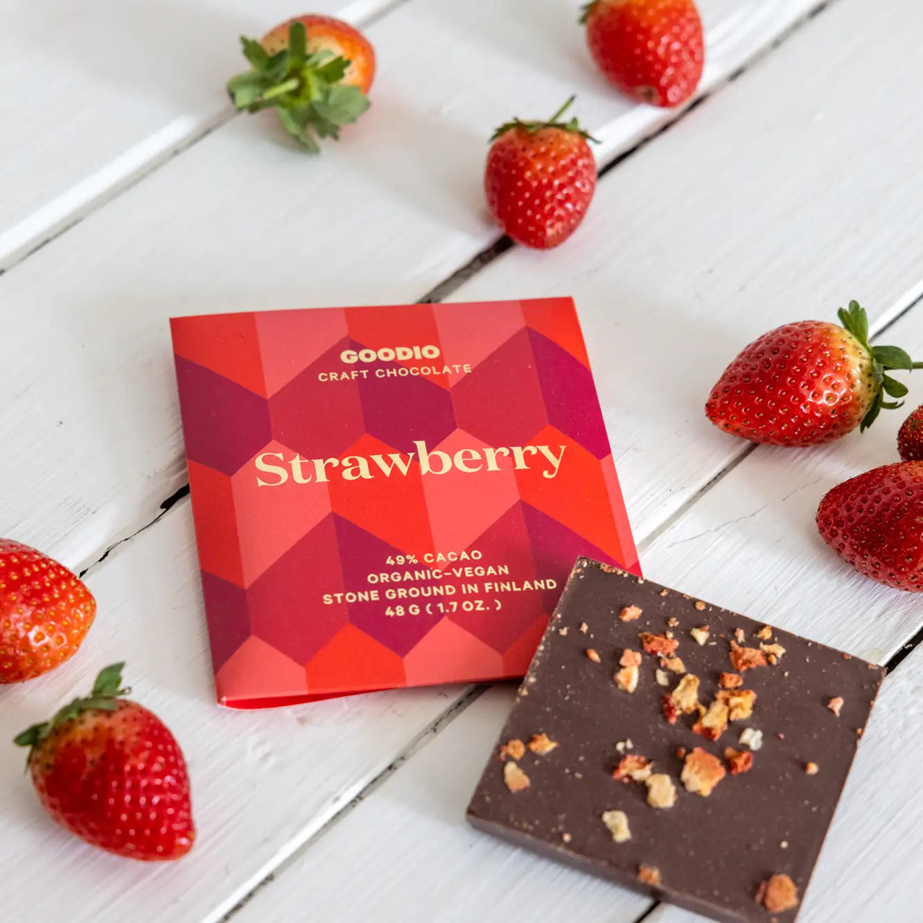 Strawberry Chocolate 49% (vegan & organic)