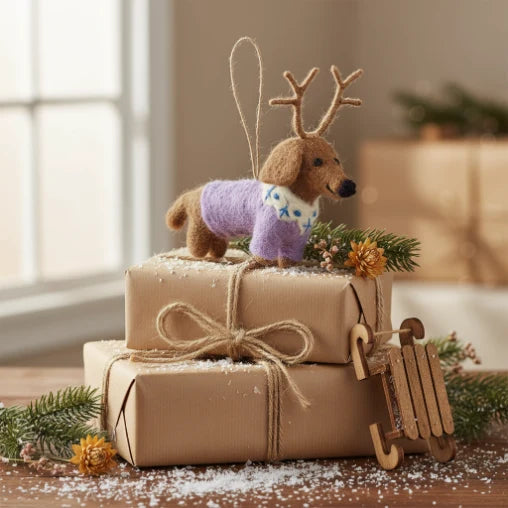 Handmade Rudy Dachshund Dog Filzanhänger