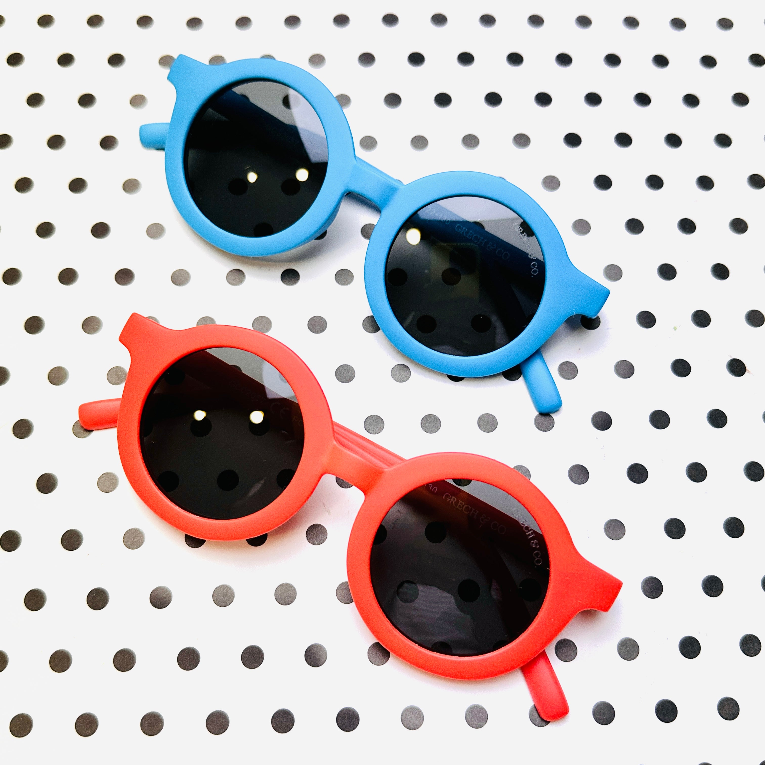 Sustainable round kids sunglasses