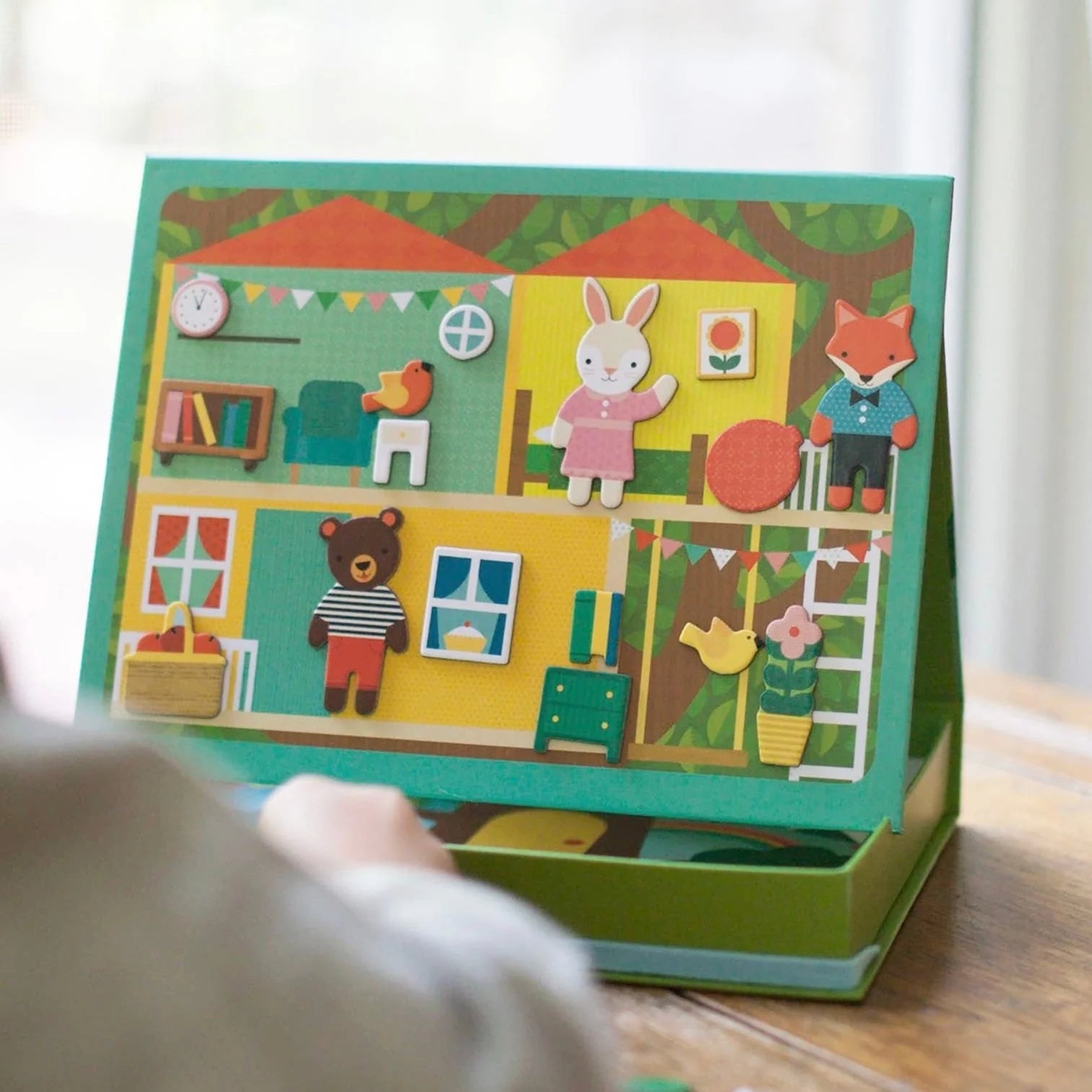 Treehouse Party Magnetic Play Scene